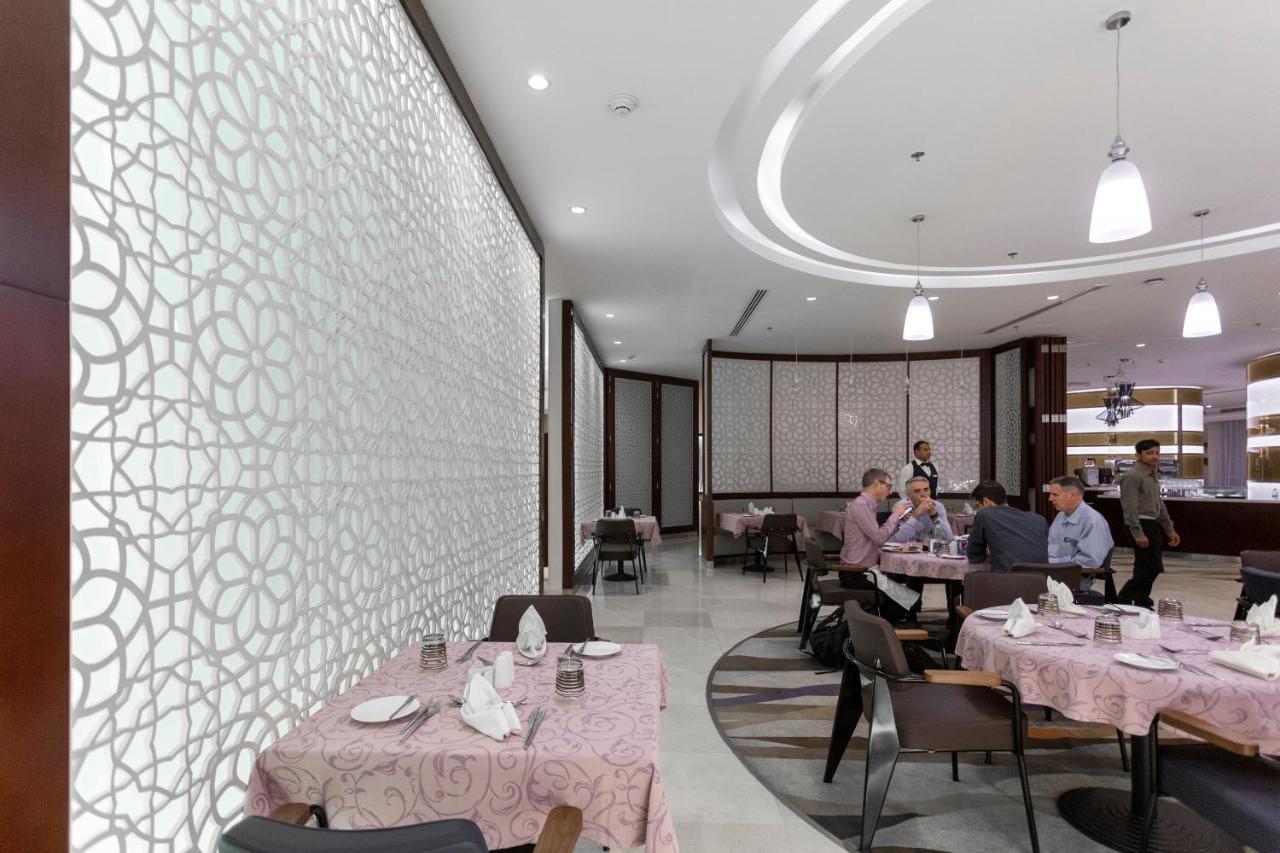Holiday Inn Yanbu By Ihg Exterior photo