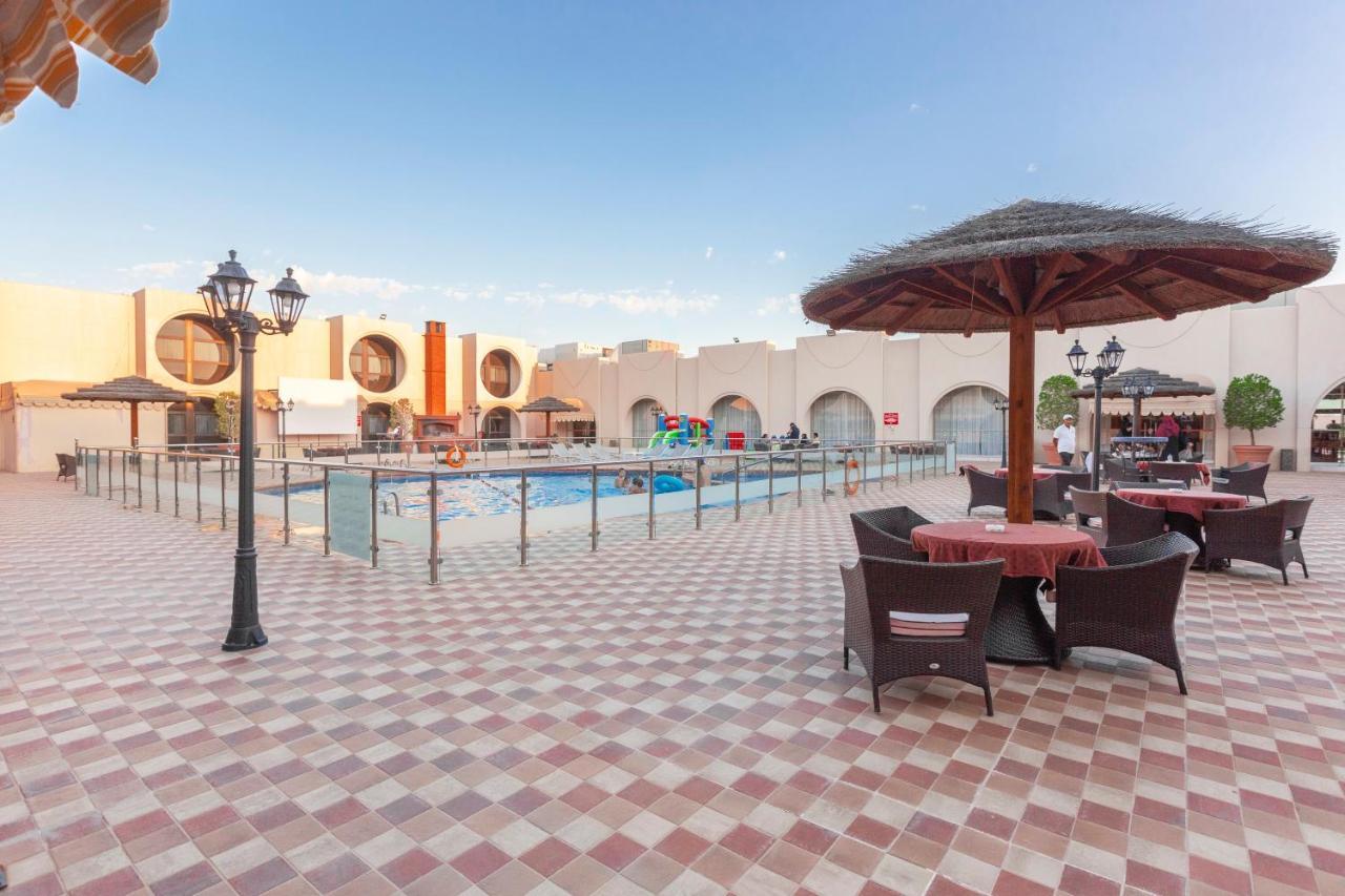 Holiday Inn Yanbu By Ihg Exterior photo